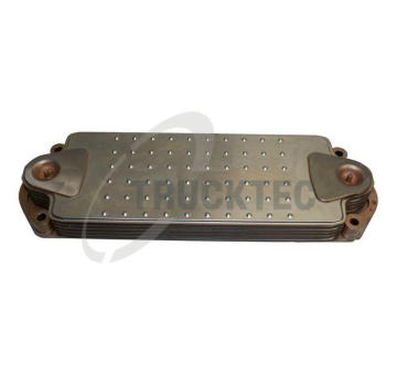 Olejový chladič, mech.převodovka TRUCKTEC AUTOMOTIVE 04.18.048