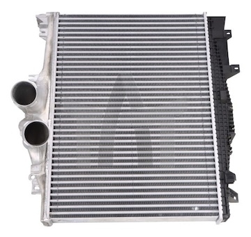 Chladič vzduchu MB ATEGO 01.98– TITANX IX119002  